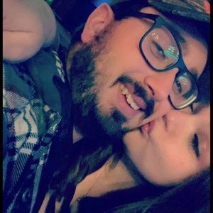 Meet your Posher, Logan